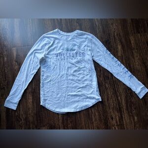 Hollister Graphic Long Sleeve T-Shirt Size Small White Blue Embroidered Surf